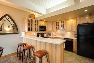 Storm Meadows Club A Condominiums  Ca111