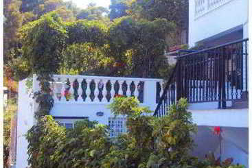 هتل Angelos Apartments