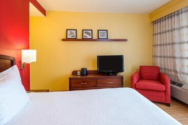 فندق Courtyard Wilmington Brandywine