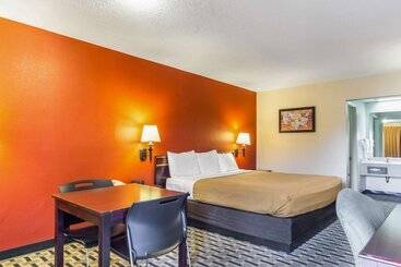 فندق Econo Lodge Laurel