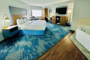 فندق Americinn By Wyndham Shakopee Near Canterbury Park