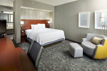 هتل Courtyard By Marriott Pittsburgh Shadyside