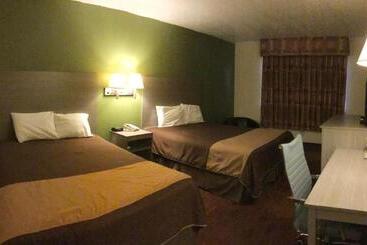 فندق Rodeway Inn