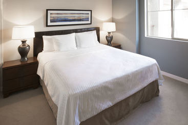 Oakwood At One India Street