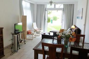 Apartamentos Royal Playa