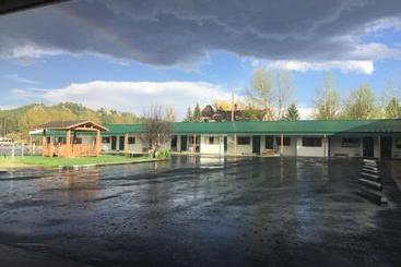 هتل Dakota Cowboy Inn