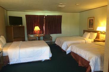 هتل Dakota Cowboy Inn