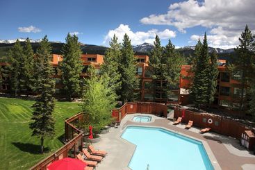 هتل Huntley Lodge At Big Sky Resort