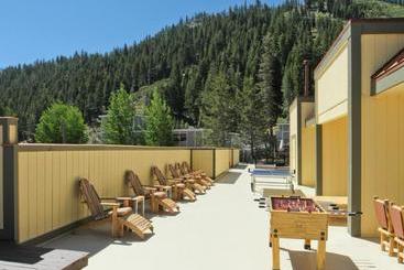 Red Wolf Lodge At Olympic Valley