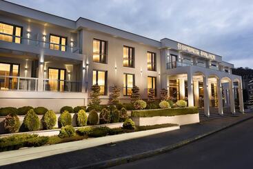 בית מלון כפרי Esperos Palace Luxury & Spa