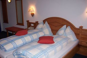 هتل Jungfrau Lodge, Annex Crystal