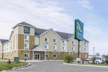 هتل Quality Inn & Suites Thompson
