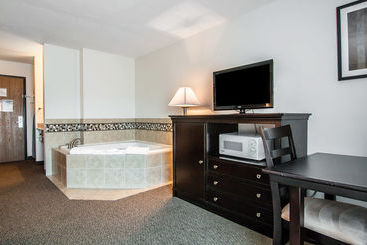 هتل Inn At Lincoln City
