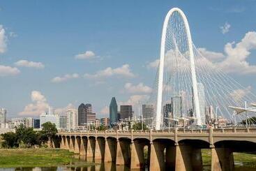 هتل The Ritzcarlton, Dallas