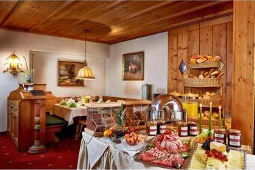 Fish Inn Zell   Hotel Fischerwirt