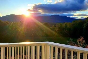 مُتل North Conway Mountain Inn