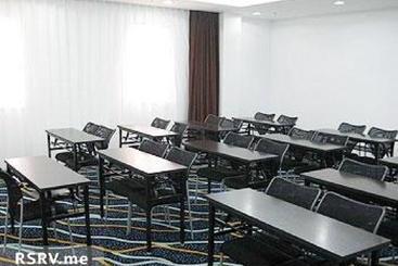 Super 8 Hotel Chongqing Shi Qiao Pu