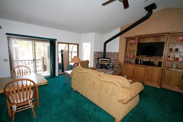 Forest Creek #3, Pet Accepted