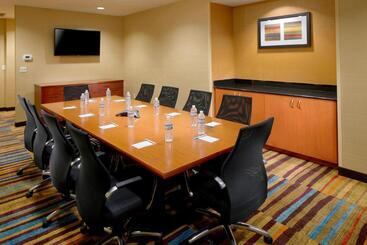 فندق Fairfield Inn & Suites By Marriott Cumberland