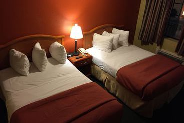 هتل Vista Inn & Suites Memphis