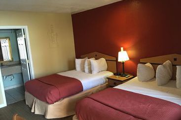 هتل Vista Inn & Suites Memphis