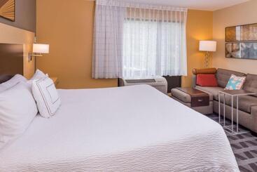 شقة فندقية Towneplace Suites Huntington