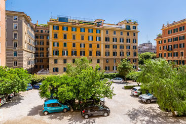هتل Domus Carmelitana