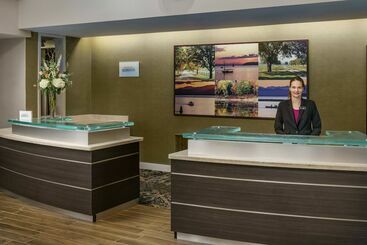 Апарт-отель Residence Inn Burlington Colchester