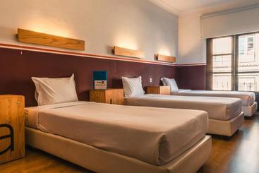 Hostel 4u