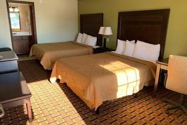 هتل Budget Inn Toledo Maumee