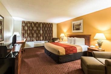 هتل Red Carpet Inn