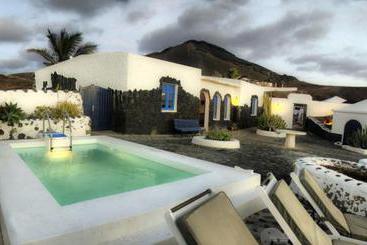 Caleton Del Golfo