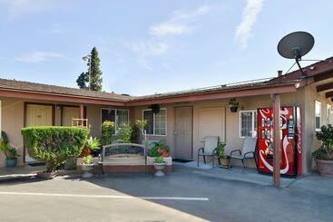호텔 Americas Best Value Inn Los Banos