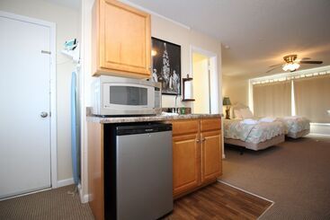 Мотель Fin  N Feather Waterside Inn By Kees Vacations