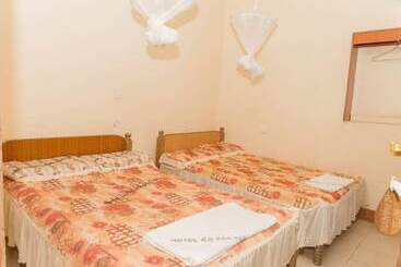 בית מלון כפרי Sixty Two Paradise