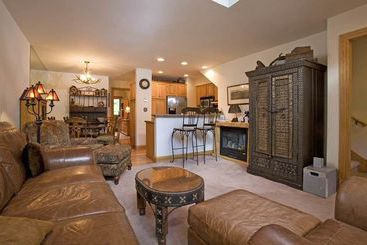 Cimarron Lodge