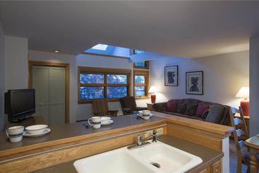 Cimarron Lodge