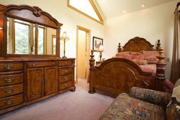 Cimarron Lodge
