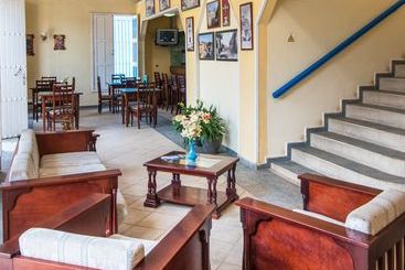 هتل Hostal 1511