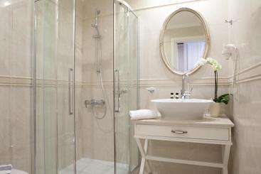 Lefko Hotel & Apartments
