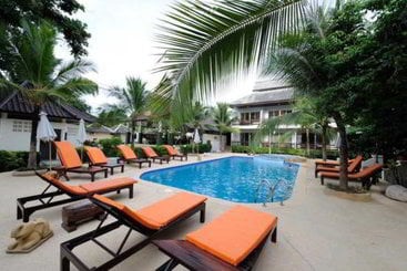 هتل Green Park Resort
