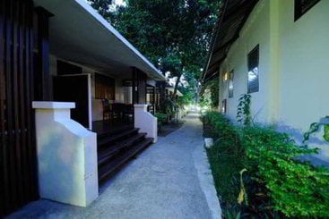هتل Green Park Resort