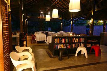 هتل The Sundays Sanctuary Resort & Spa