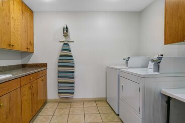 Motel 6idaho Falls, Id  Snake River