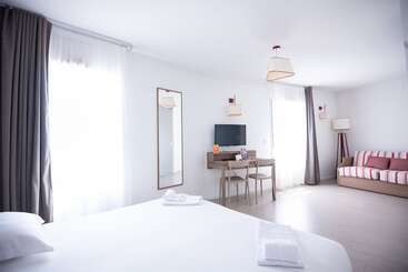アパートホテル Zenitude Hôtel Résidences Narbonne Centre