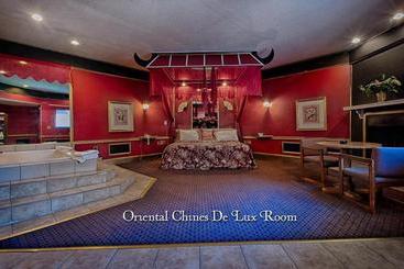 هتل Inn of The Dove