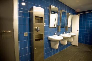 Bbk Bilbao Good Hostel