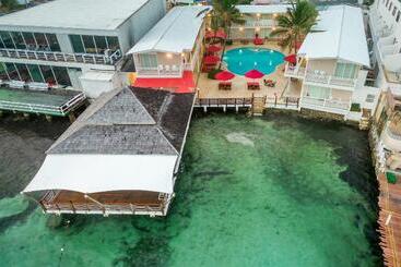 هتل Decameron Los Delfines  All Inclusive