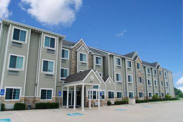 בית מלון כפרי Three Rivers Inn & Suites