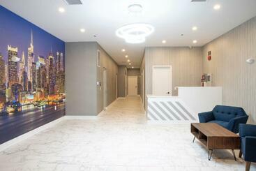 Peachtree Suites   Jersey City